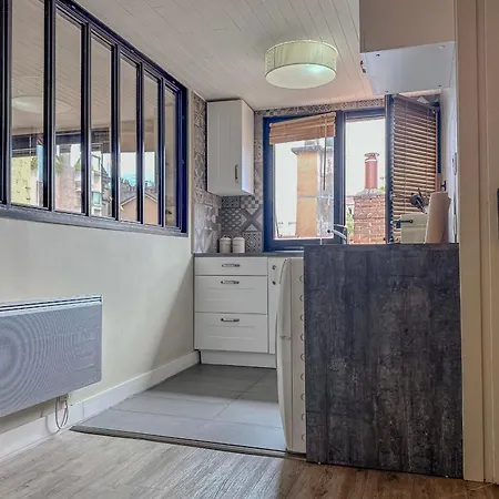 #hy Le Petit Metz Center *