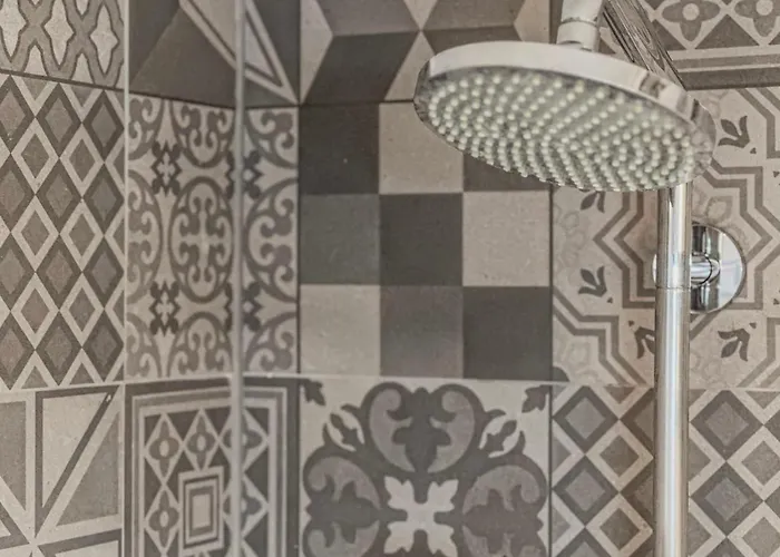 #hy Le Petit Metz Center *