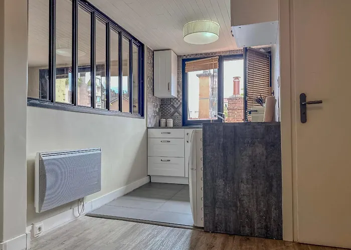 #hy Le Petit Metz Center *